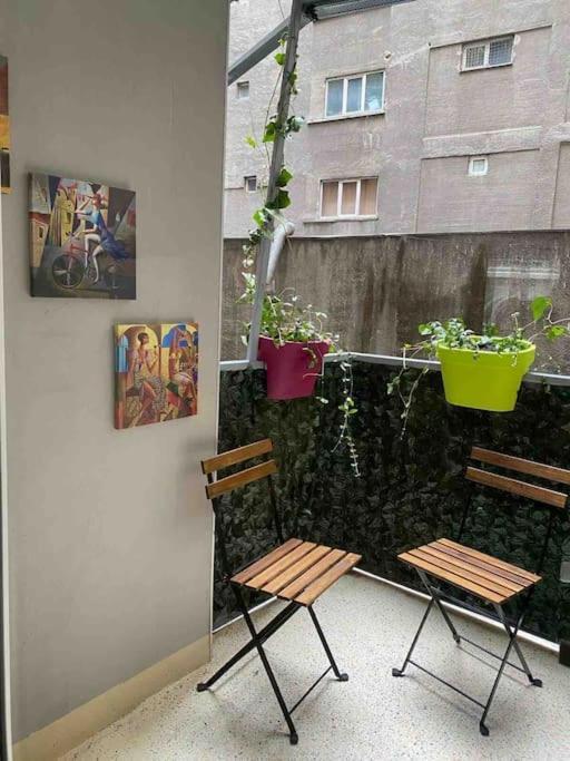 Double Studio Near University Square - 2 Balconies Bucarest Esterno foto